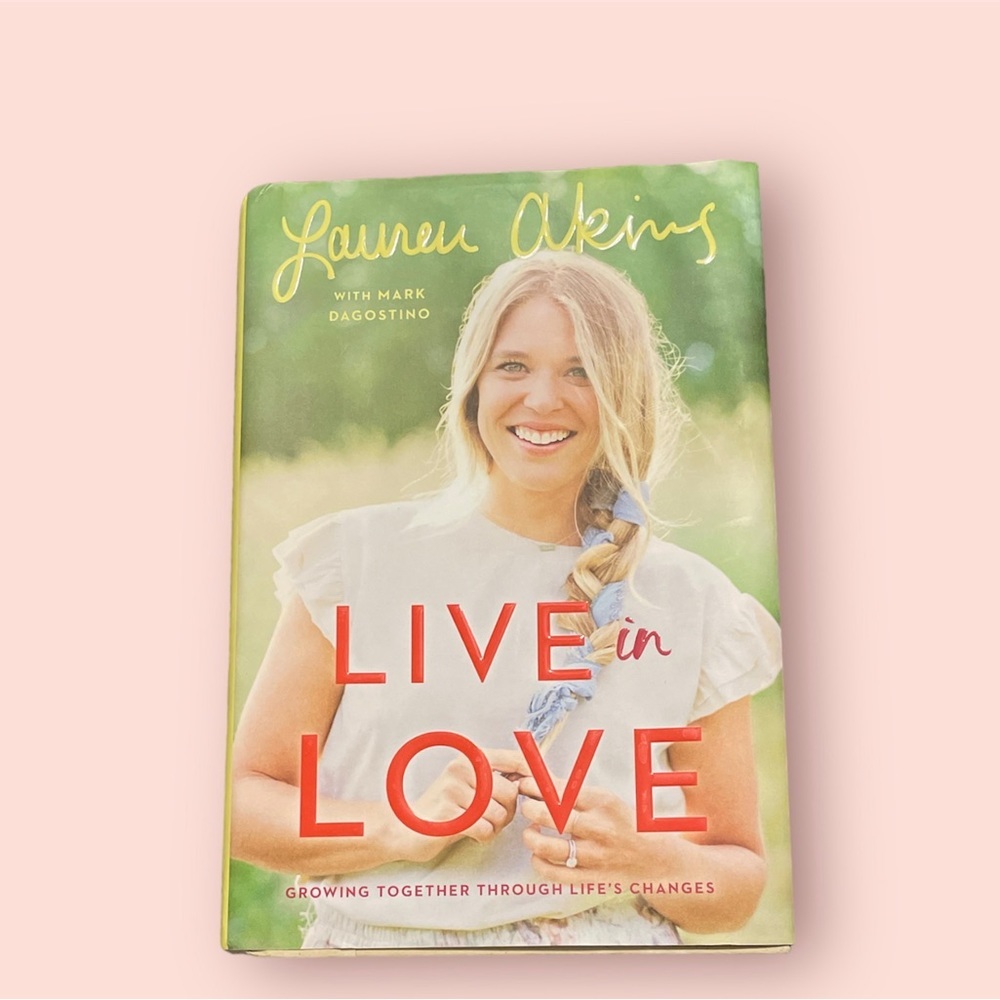 Lauren Akins Live in Love Book